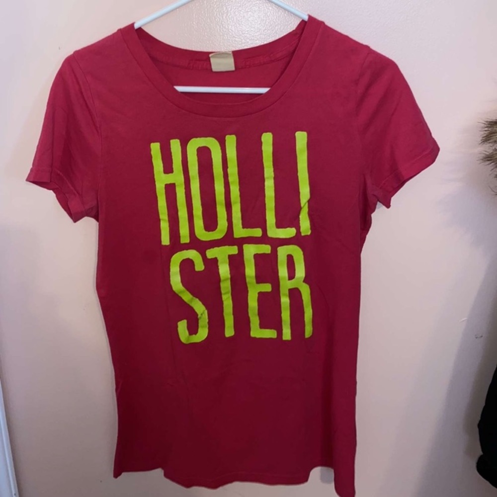 Lot Of Girls T Shirts, Large and XL, may fit big, Aeropostale and Hollister